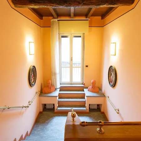 Гостевой дом Grande Con Stanze, Bagni E Giardino Корбетта
